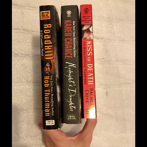 Urban Fantasy Lot - Picture 7 of 7